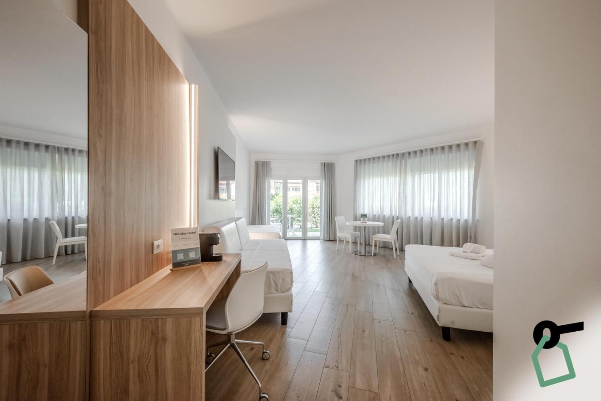 Hotiday Room Collection - Tirrenia Exterior photo