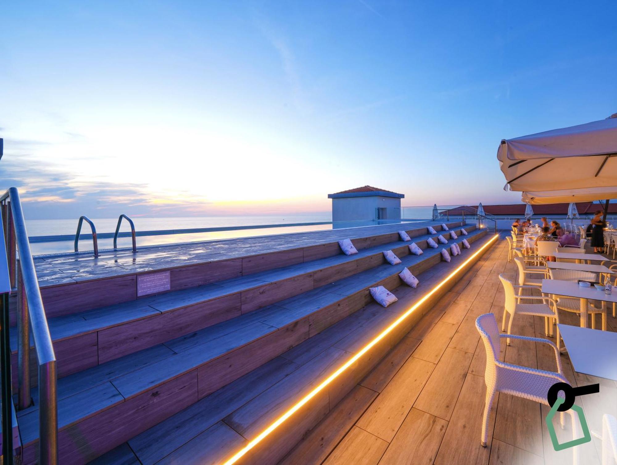 Hotiday Room Collection - Tirrenia Exterior photo